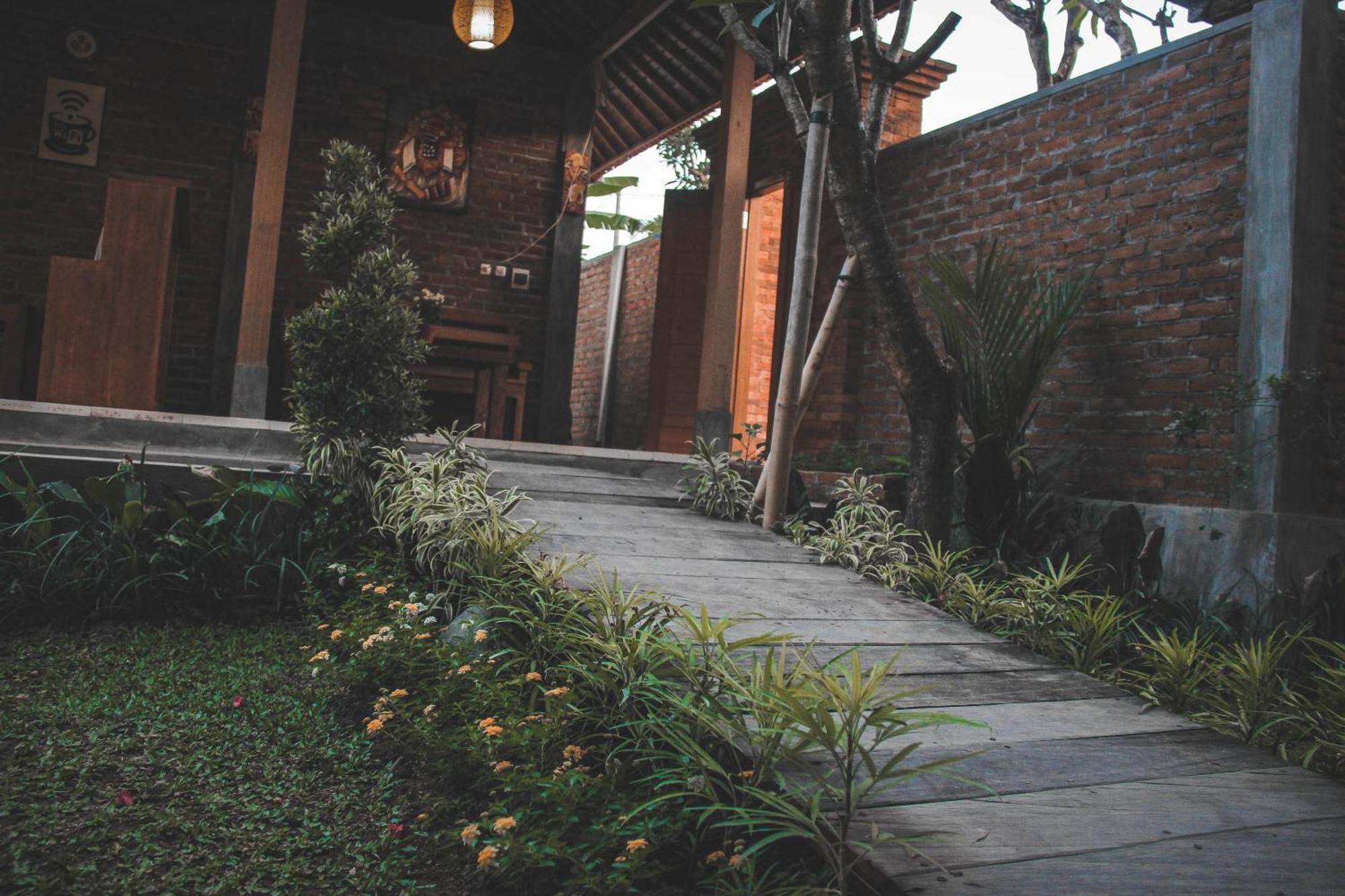 The Govardhan Homestay 坎古 外观 照片